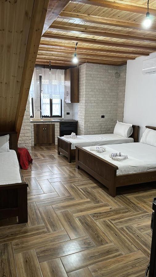 Guest House Iljesa Berat Zewnętrze zdjęcie