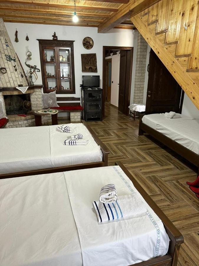 Guest House Iljesa Berat Zewnętrze zdjęcie