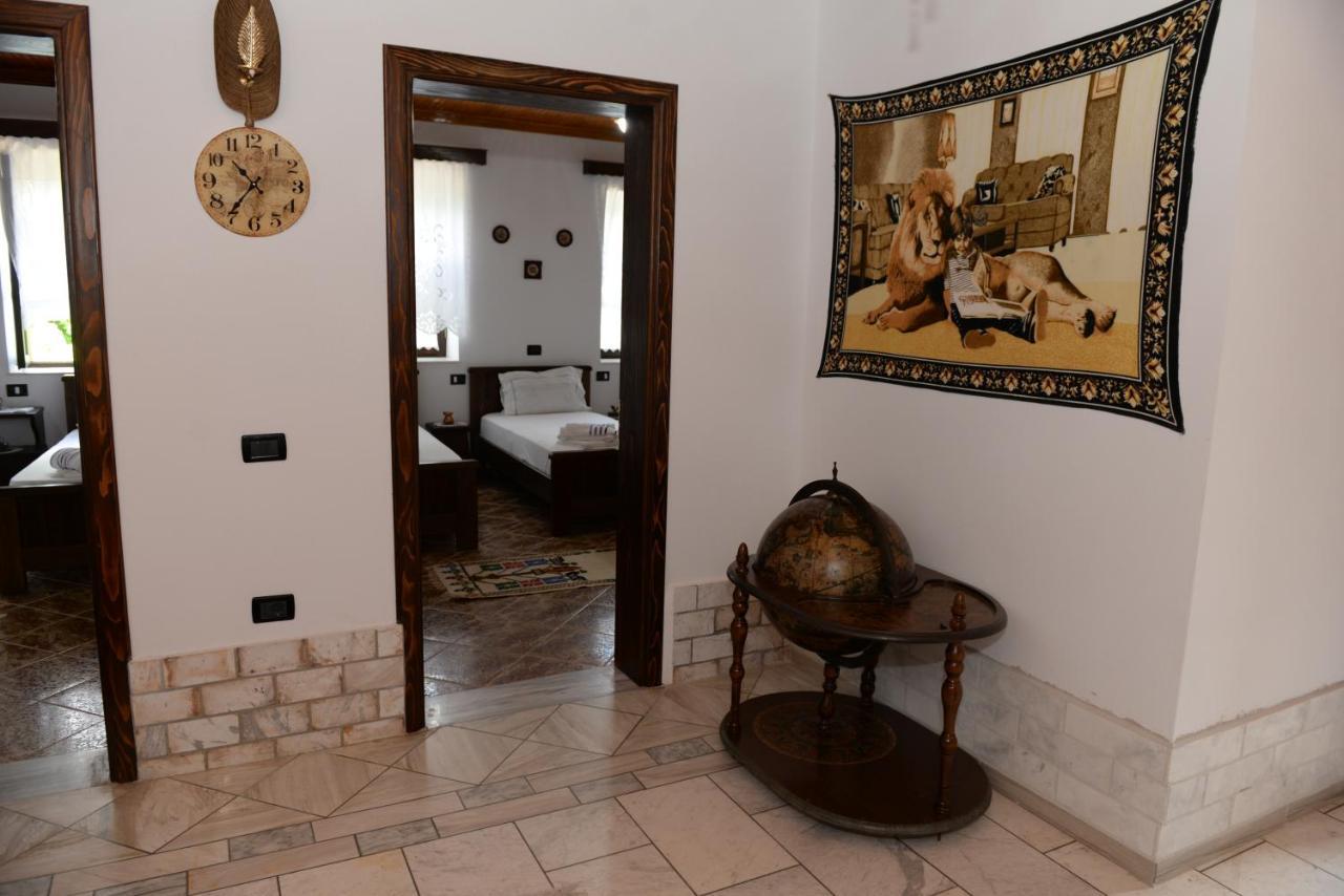 Guest House Iljesa Berat Zewnętrze zdjęcie