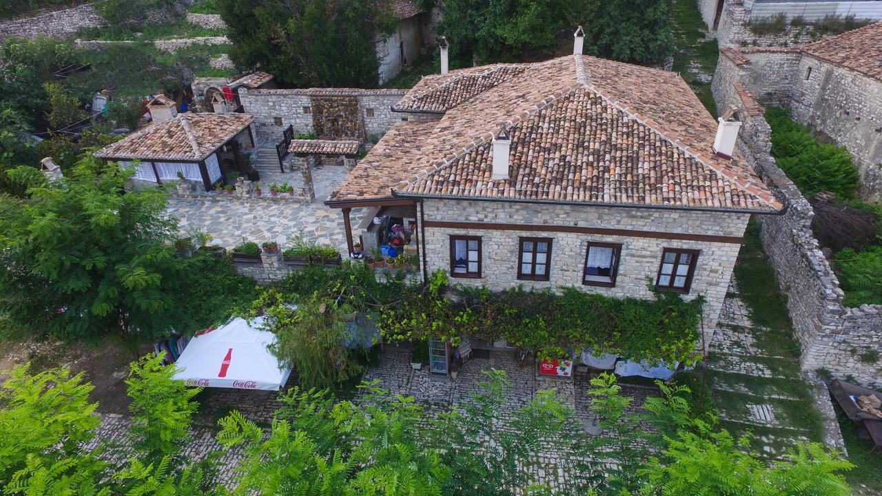Guest House Iljesa Berat Zewnętrze zdjęcie