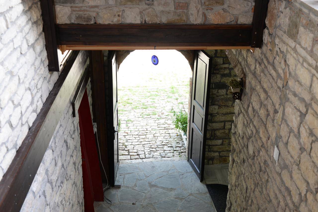 Guest House Iljesa Berat Zewnętrze zdjęcie