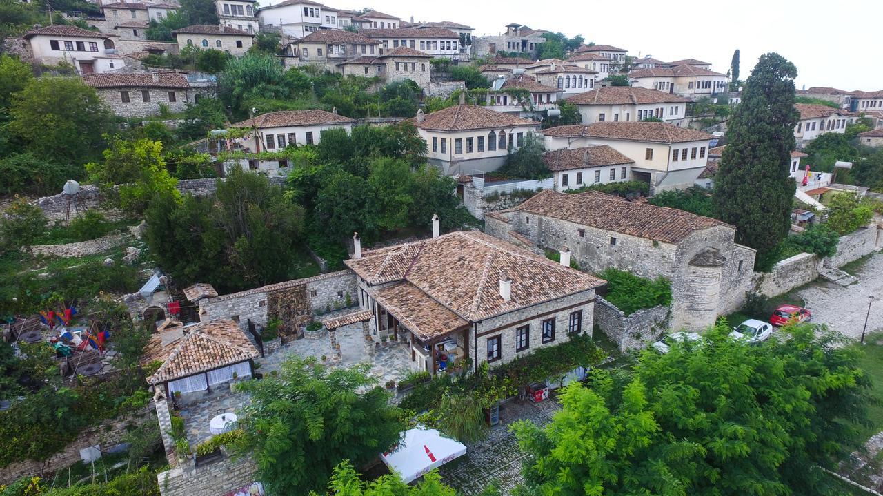 Guest House Iljesa Berat Zewnętrze zdjęcie