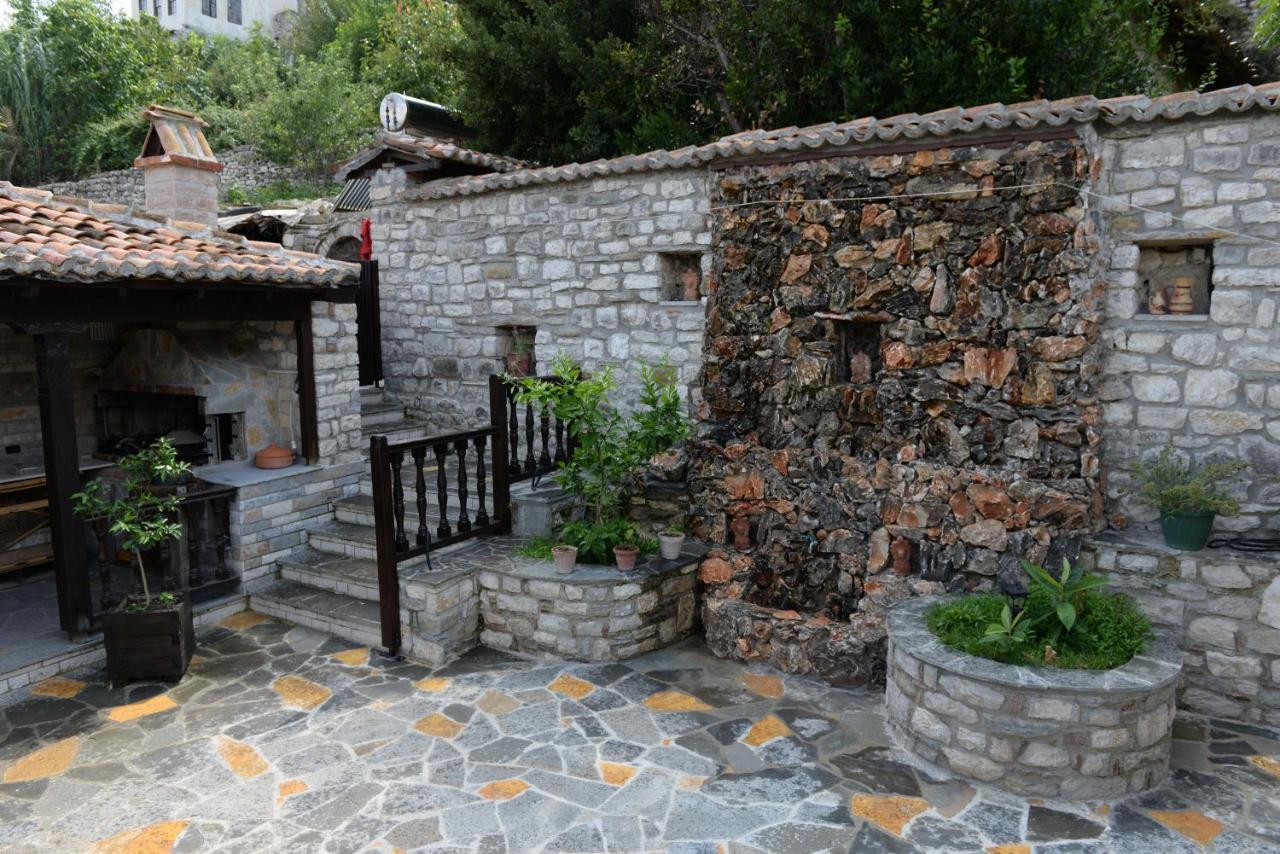 Guest House Iljesa Berat Zewnętrze zdjęcie