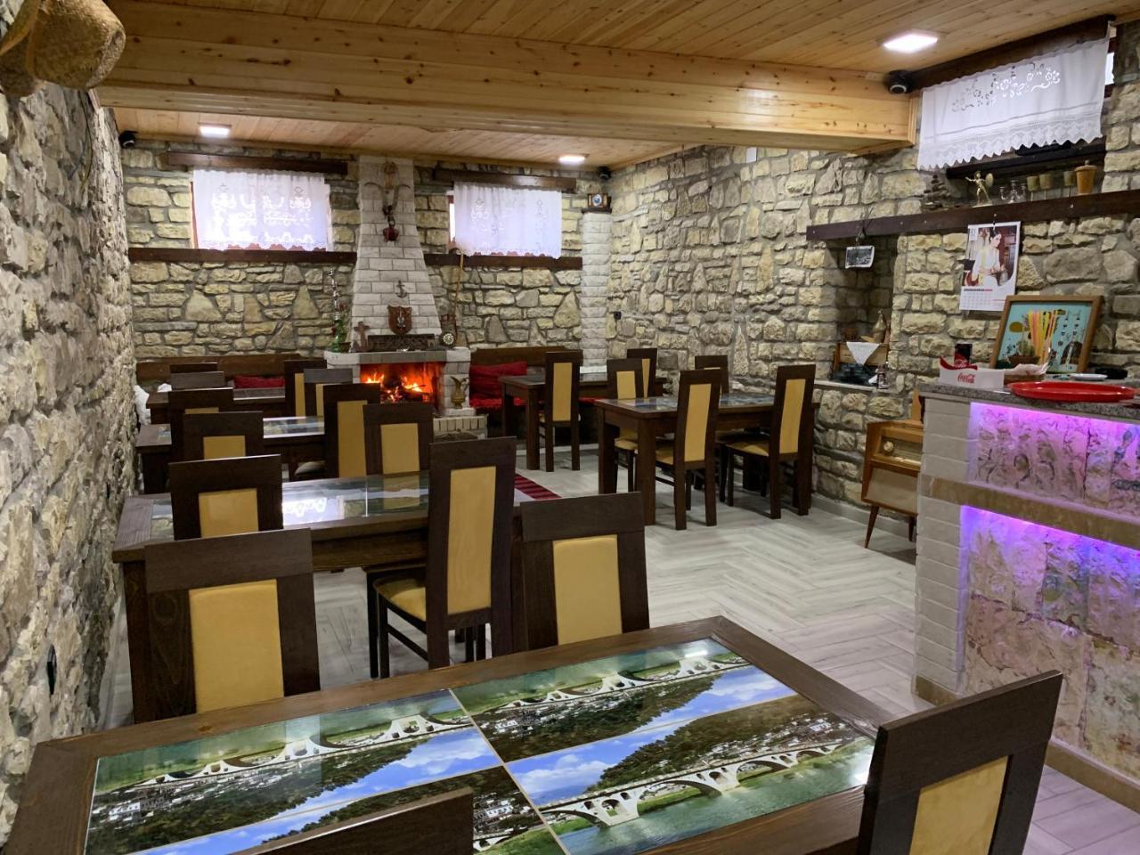 Guest House Iljesa Berat Zewnętrze zdjęcie