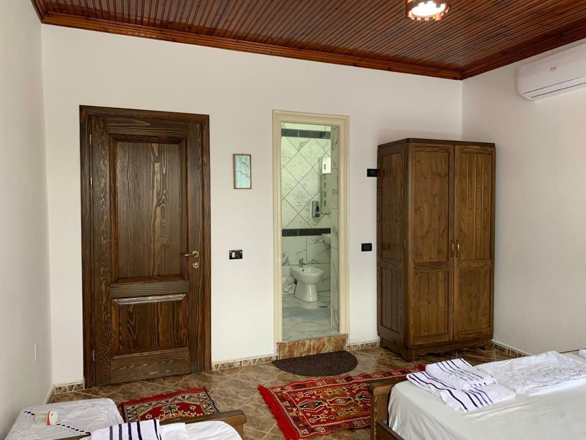 Guest House Iljesa Berat Zewnętrze zdjęcie